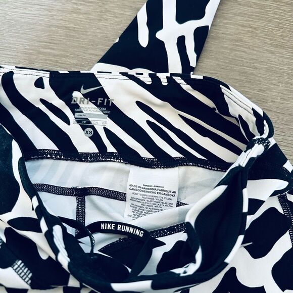 Nike Dri-Fit Running Blacl White Zebra Stripe Leggings XS - Picture 3 of 3